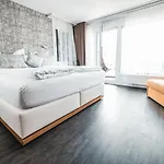 Hotel Christania 4*